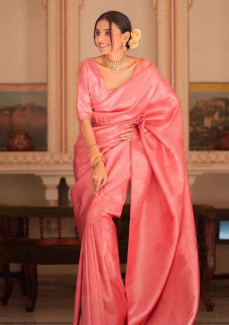 Peach Jacquard Silk Blend Saree Set for Diwali | Wedding & Festive Wear - Indya