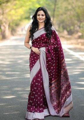 Brown Embroidered Banarasi Silk Saree Set