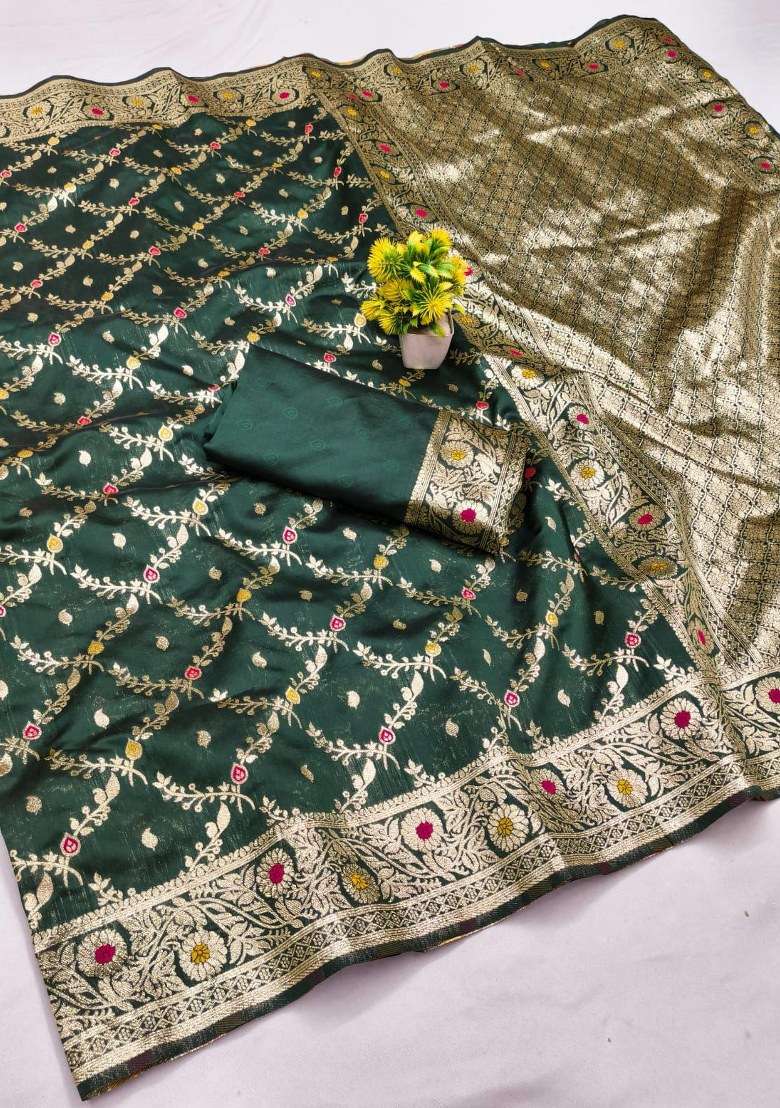 Green Embroidered Banarasi Silk Blend Saree Set for Diwali and Festive Wear - Indya