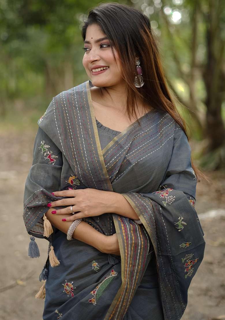 Grey Embroidered Tussar Silk Blend Saree Set for Diwali and Festive Wear - Indya