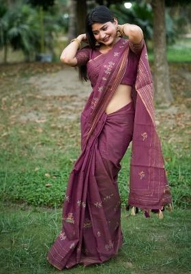 Dusty Pink Embroidered Tussar Silk Blend Saree Set