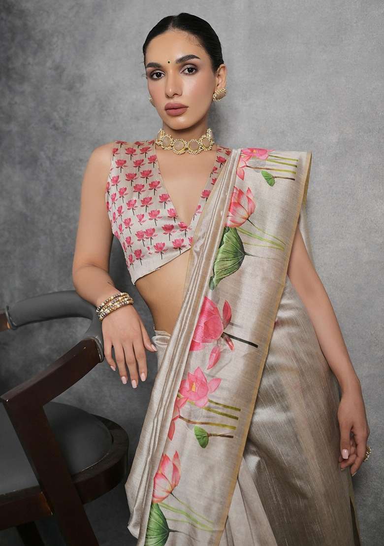 Cream Printed Tussar Silk Blend Saree Set for Diwali and Festive Wear - Indya