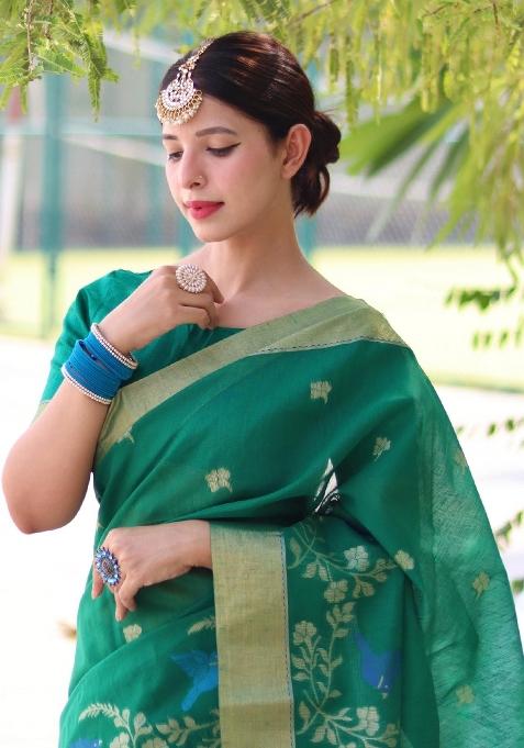 Green Jamdani Weaving Linen Silk Saree Set