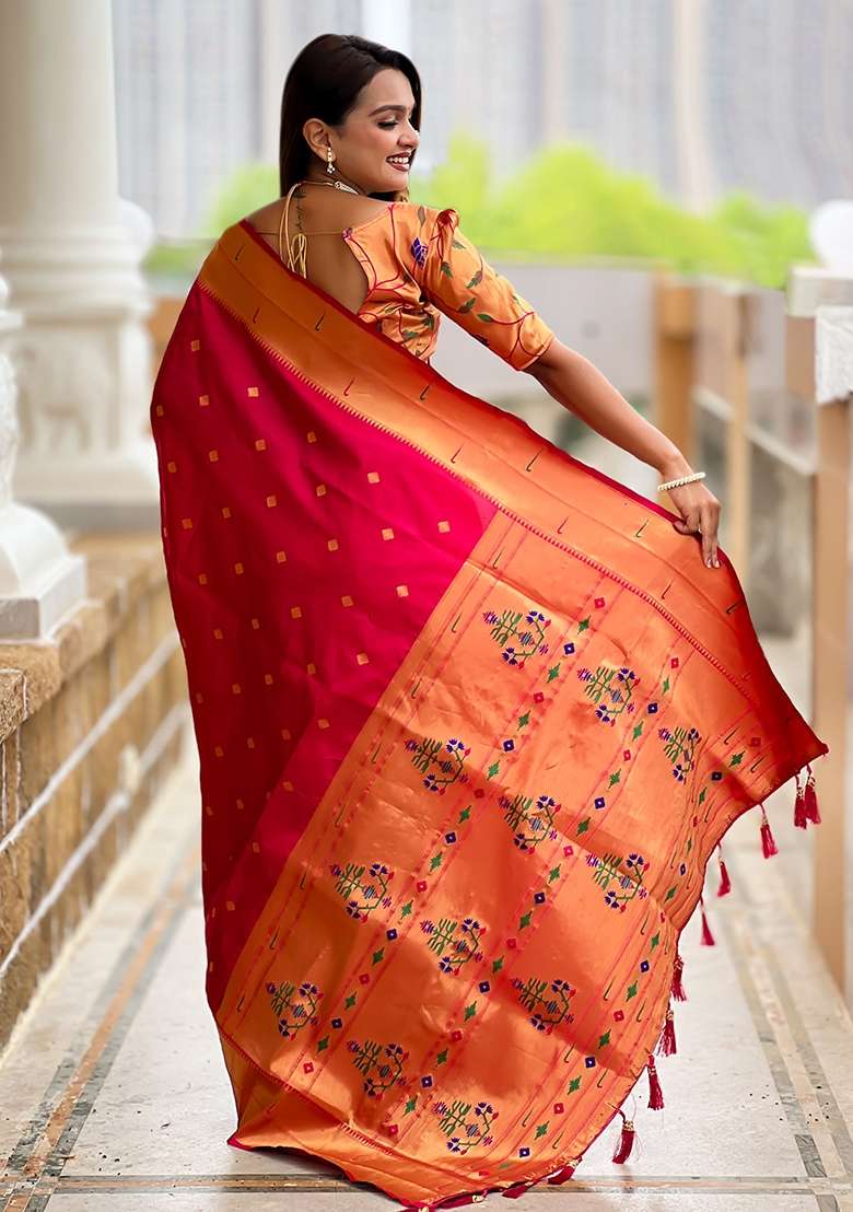 Pink Embroidered Silk Saree Set for Diwali and Festive Wear - Indya