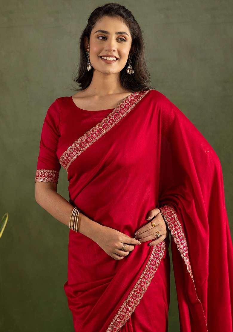 Red Embroidered Chiffon Saree Set - Indya