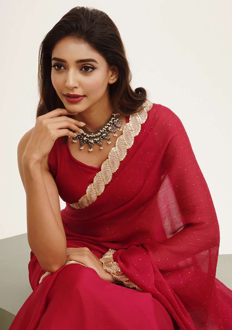 Red Embroidered Chiffon Saree Set - Indya