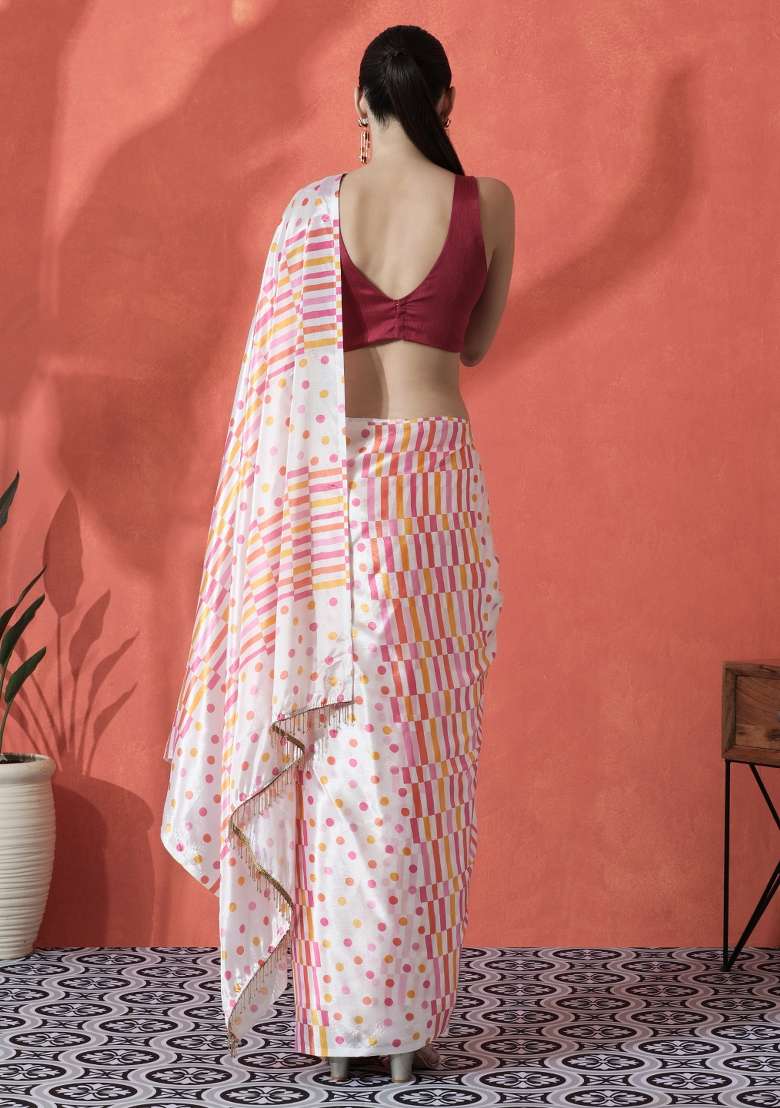 Off White Chinon Saree Set with Printed for Diwali | Wedding & Festive Wear - Indya