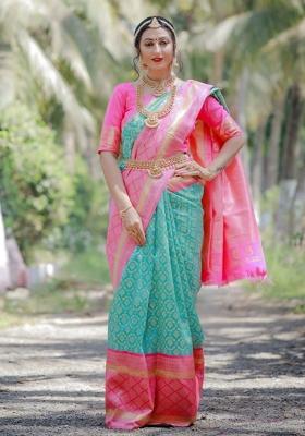 Pink Jacquard Work Silk Saree Set
