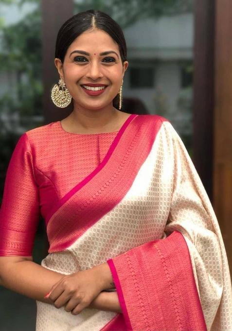 Cream Jacquard Work Silk Saree Set