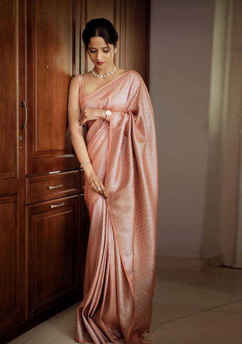 Onion Jacquard Work Silk Saree Set