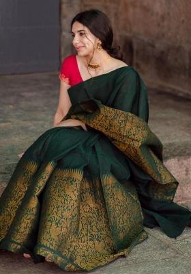 Green Jacquard Work Silk Saree Set