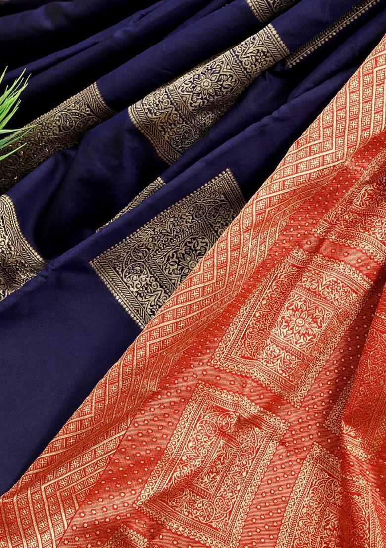 Blue Jacquard Work Silk Saree Set - Indya