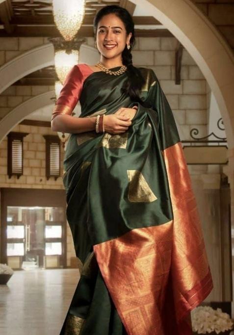 Green Jacquard Work Silk Saree Set