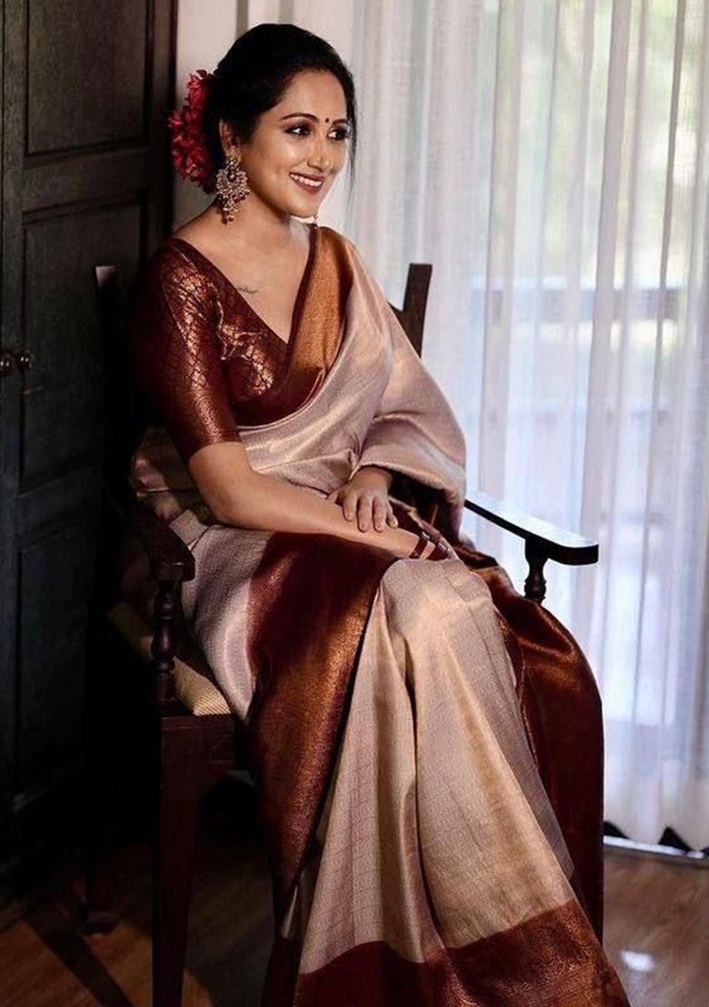 Onion Jacquard Work Silk Saree Set