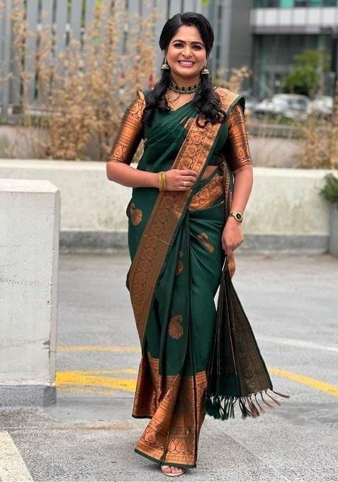 Green Jacquard Work Silk Saree Set