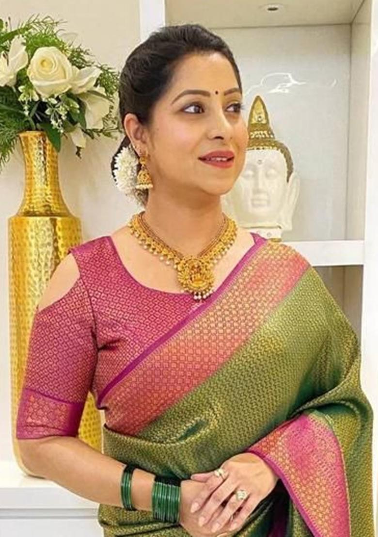 Mehndi Jacquard Work Silk Saree Set