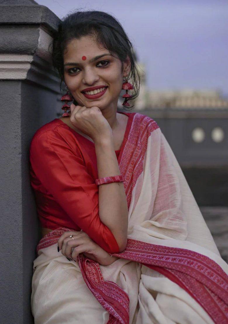 White Slab Weaving Work Silk Saree Set