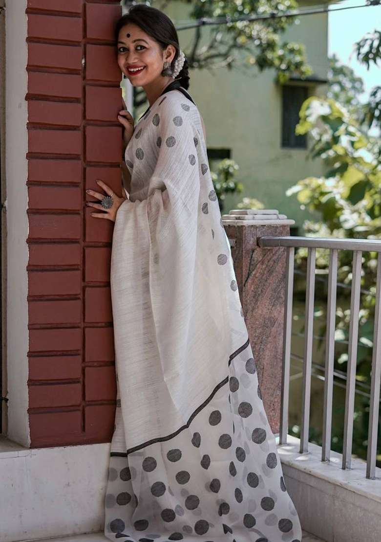 Grey Slab Weaving Work Silk Blend Saree Set for Diwali and Festive Wear - Indya