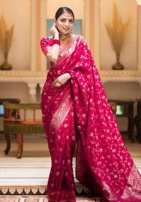 Rani Pink Jacquard Work Silk Saree Set