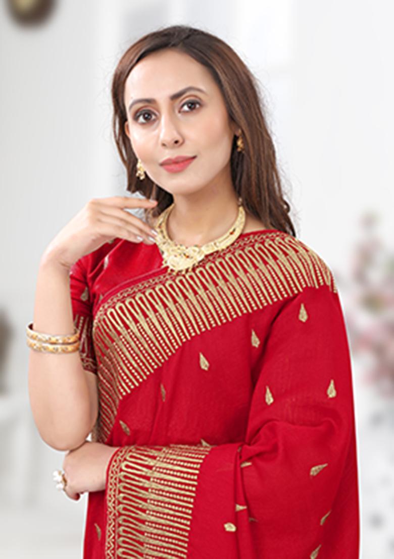 Red Heavy Jari Embrodery Silk Saree Set