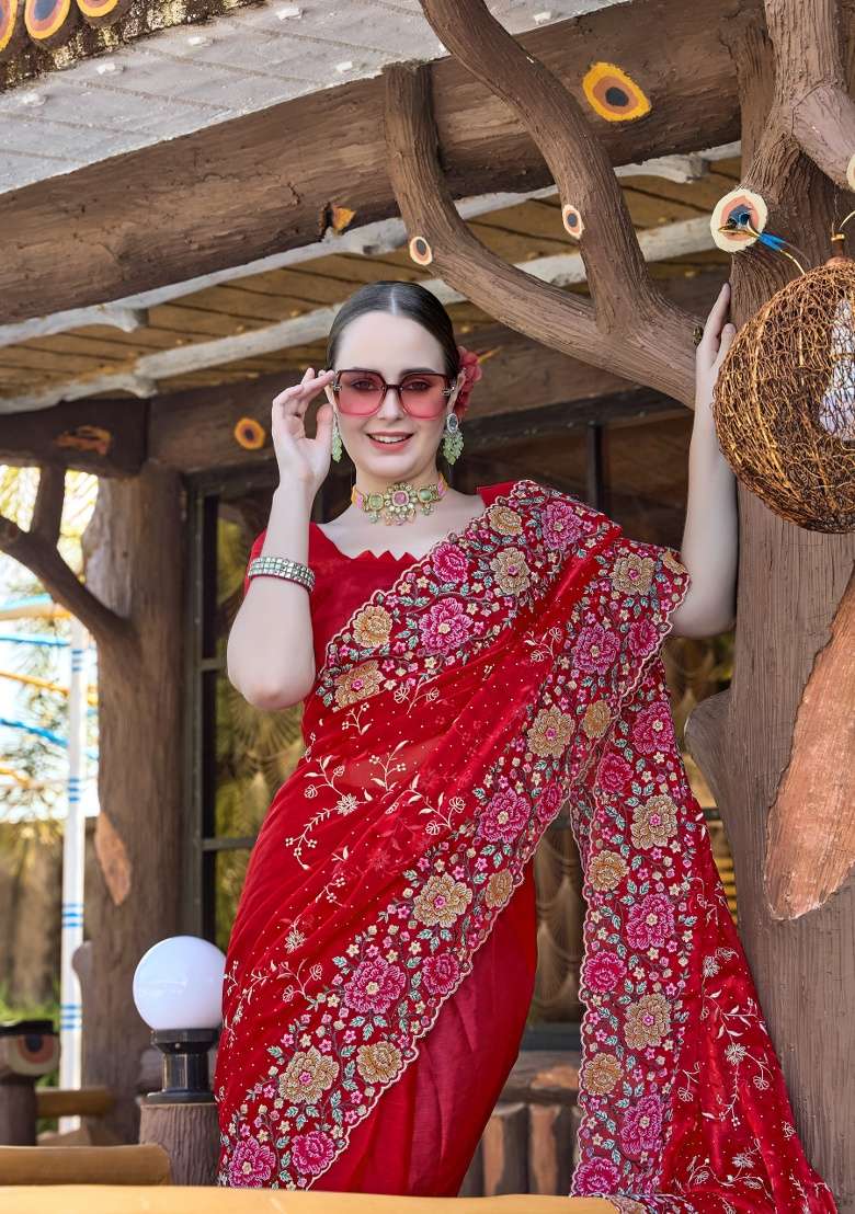 Red Embrodery Wor Silk Blend Saree Set for Diwali and Festive Wear - Indya