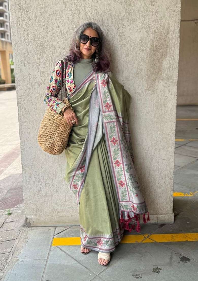 Grey Printed Silk Blend Saree Set for Diwali and Festive Wear - Indya