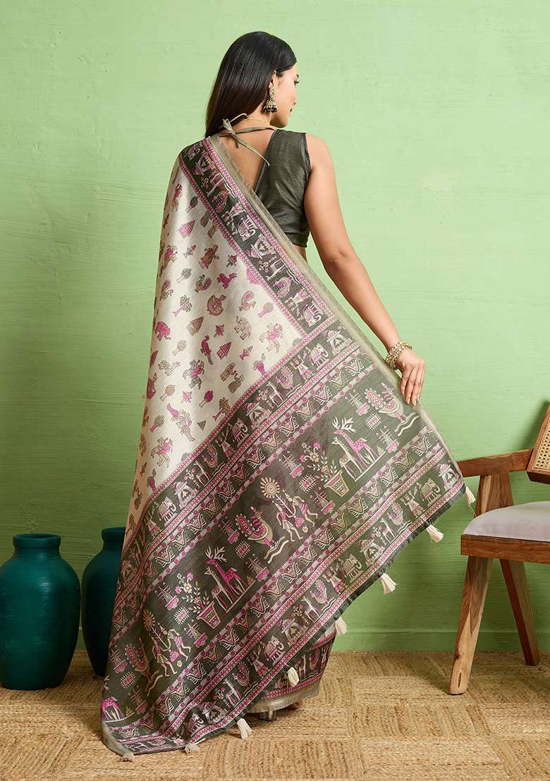 Beige Silk Blend Saree Set with Zari Work for Diwali | Wedding & Festive Wear - Indya