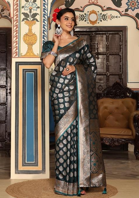 Bottle Green Motif Silk Saree Set