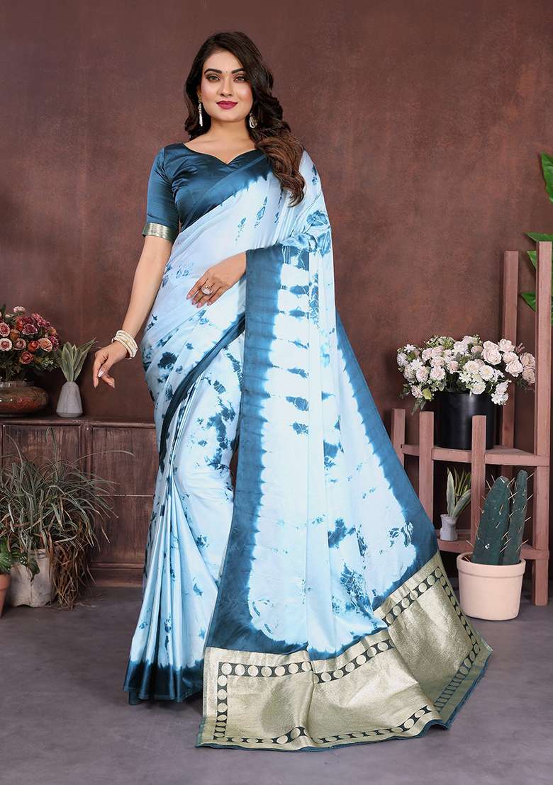 Red Embroidery Silk Blend Saree Set - Indya