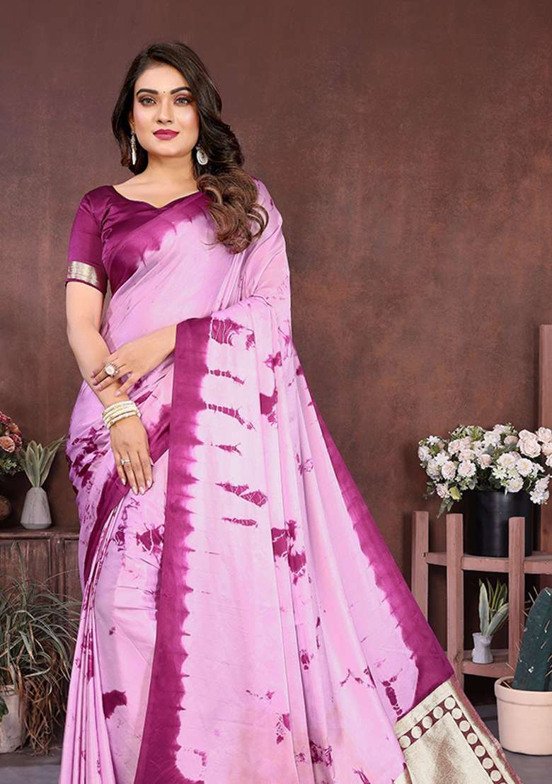 Dark Green Embroidery Silk Blend Saree Set - Indya