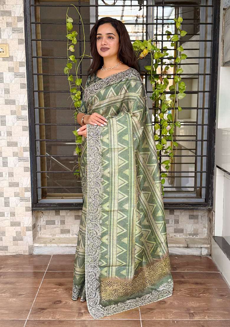 Pista Printed Cotton Blend Saree Set - Indya