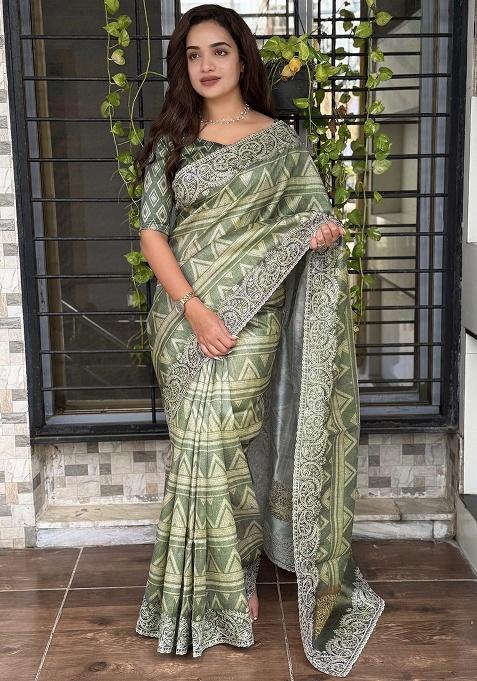 Pista Printed Cotton Blend Saree Set