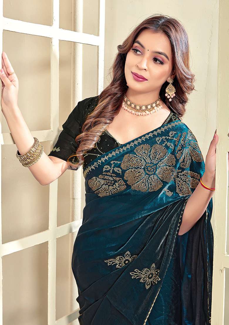 Morpeach Embroidery Silk Blend Saree Set for Diwali and Festive Wear - Indya