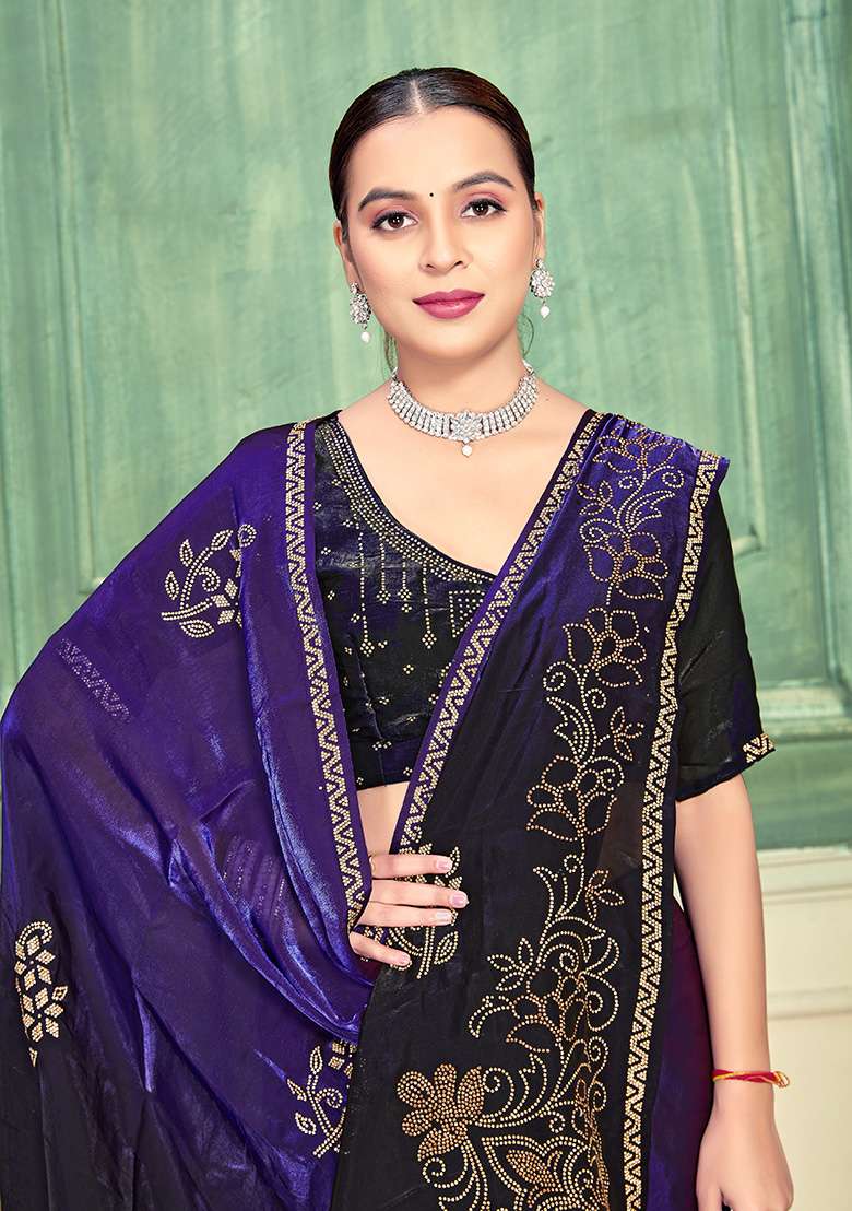 Purple Embroidery Silk Blend Saree Set for Diwali and Festive Wear - Indya