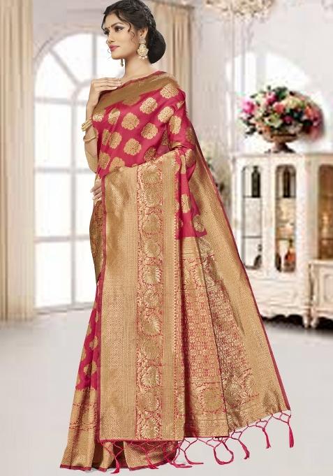 Gajri Motif Silk Saree Set