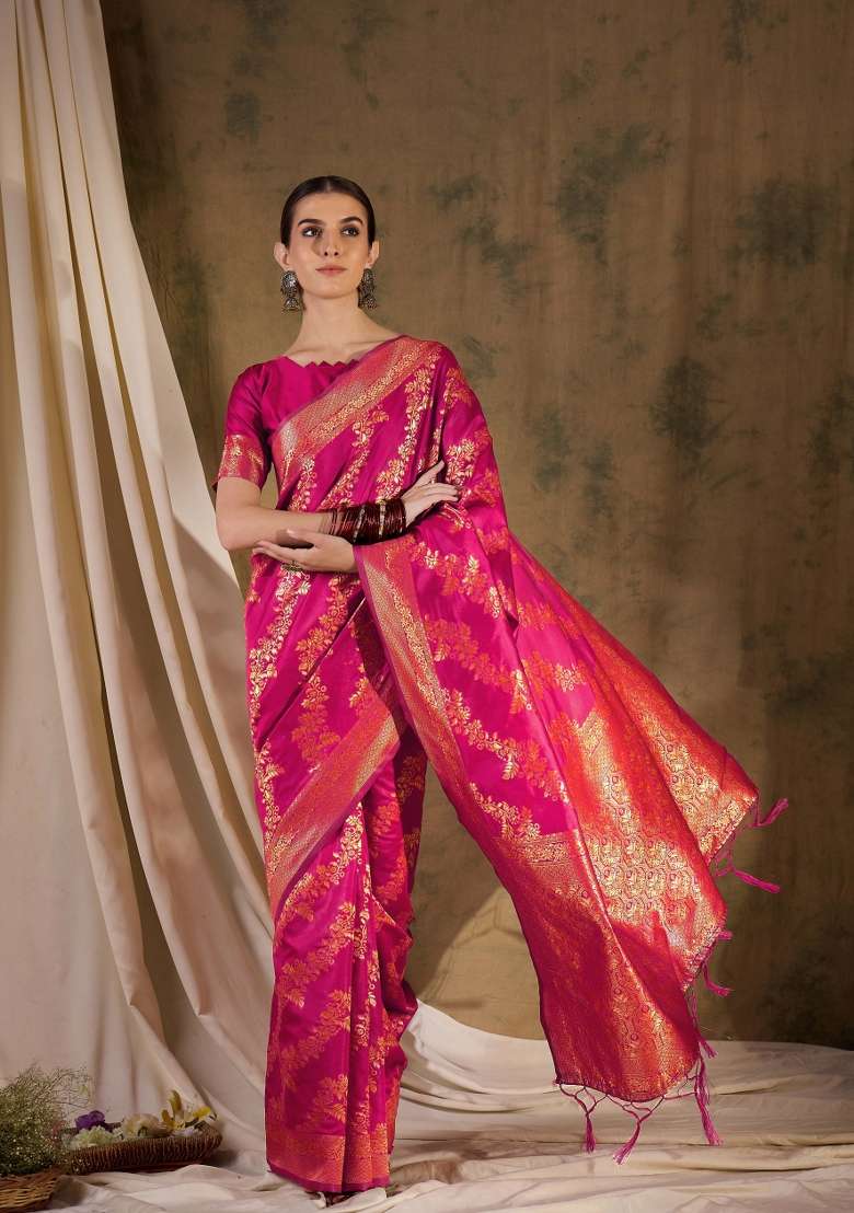 Pink Motif Silk Blend Saree Set - Indya