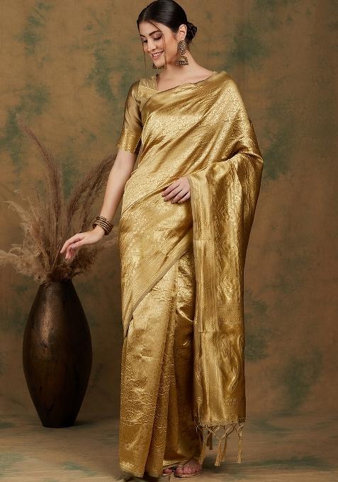 Cream Motif Silk Saree Set