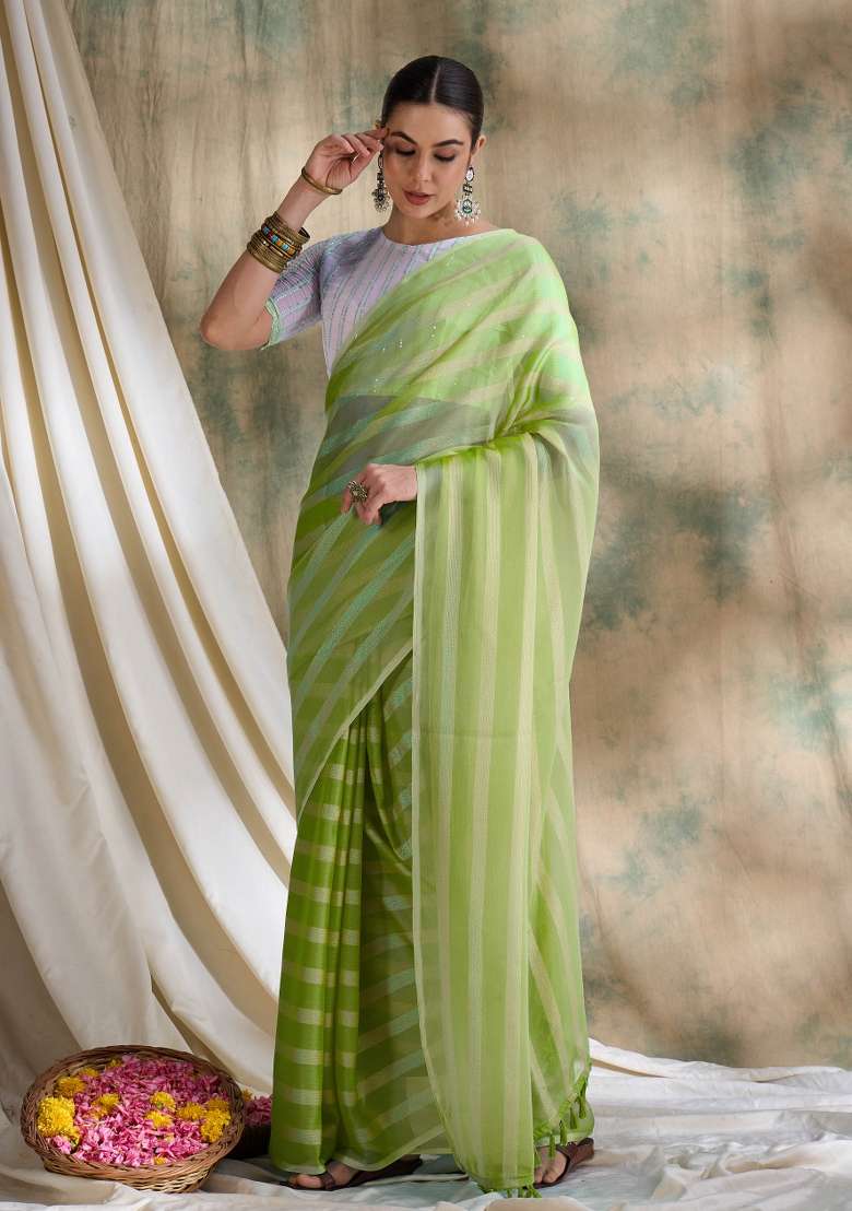 Pista Printed Silk Blend Saree Set - Indya