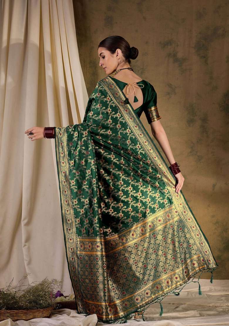 Green Motif Silk Blend Saree Set - Indya
