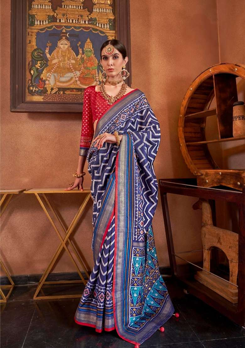 Navy Blue Printed Silk Blend Saree Set - Indya