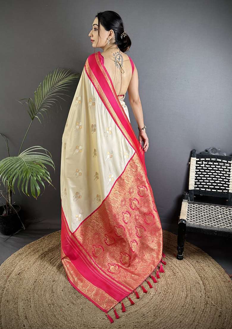 Cream Woven Silk Blend Saree Set for Diwali | Wedding & Festive Wear - Indya