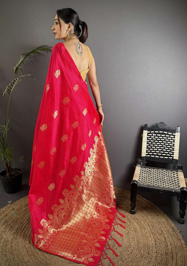 Red Gold Zari Meena Silk Blend Saree Set for Diwali and Festive Wear - Indya