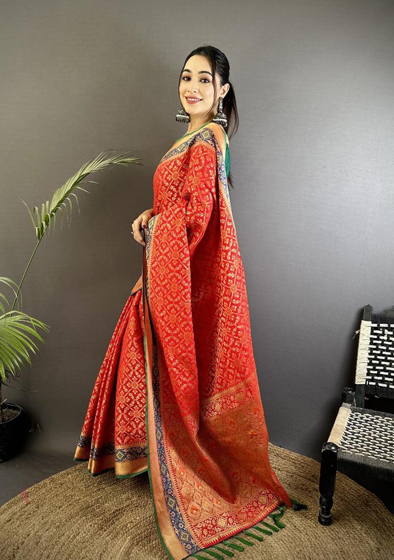 Red Patola Silk Saree Set - Indya