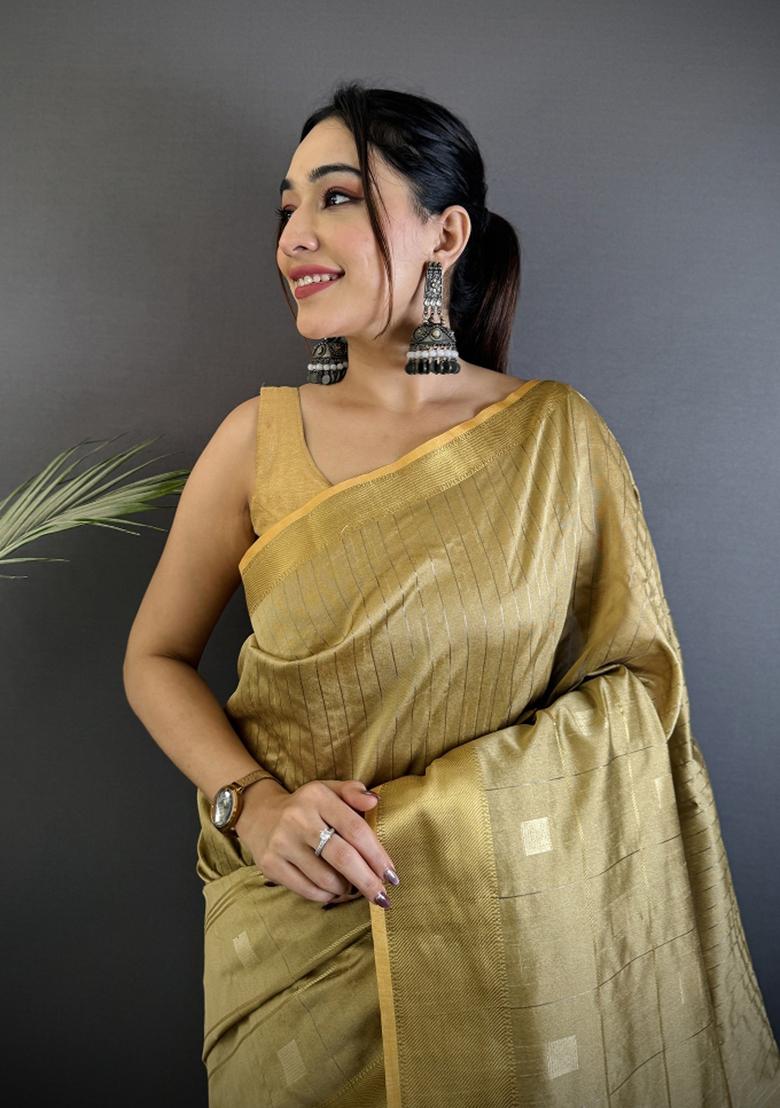 Ivory Stripes Box Silk Saree Set - Indya