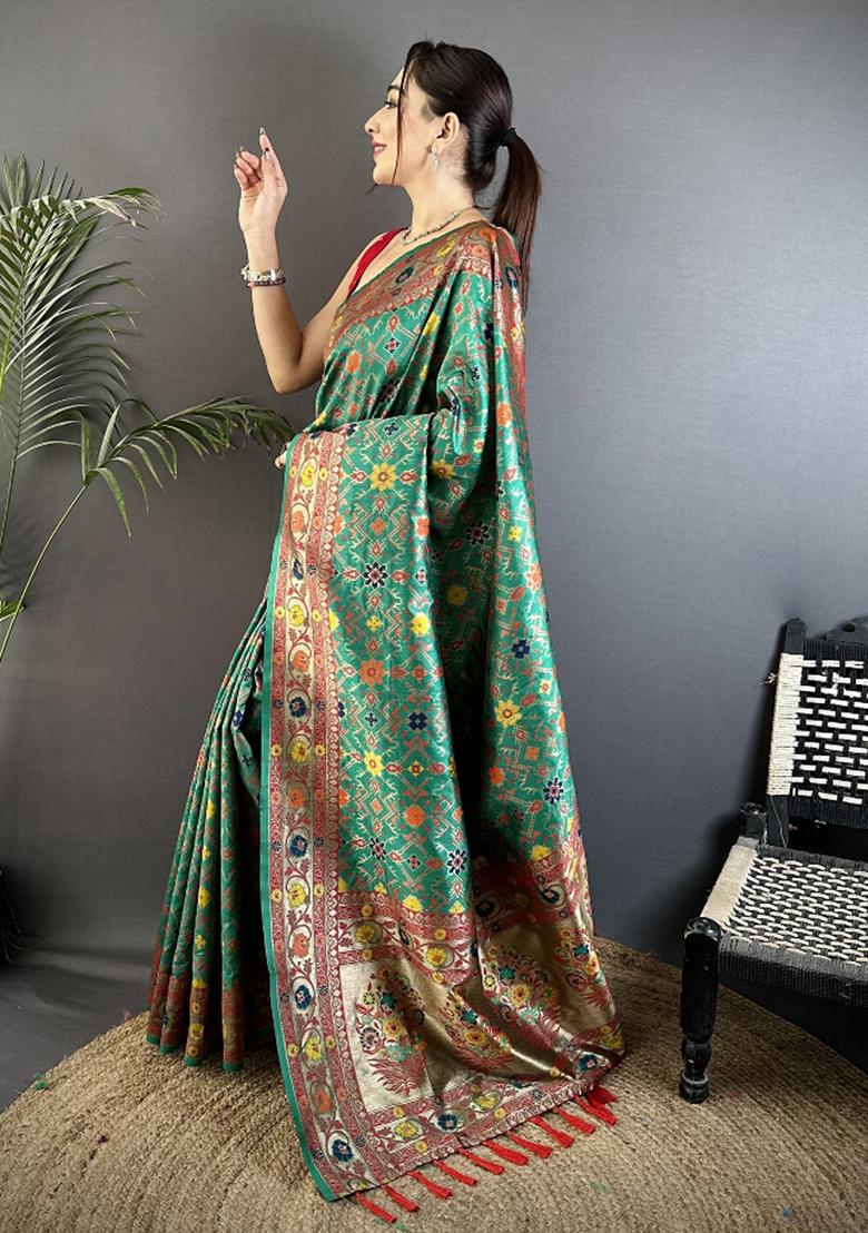 Green Woven Silk Saree Set - Indya
