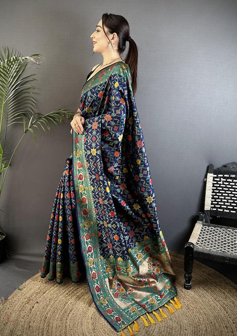 Navy Blue Woven Silk Saree Set - Indya