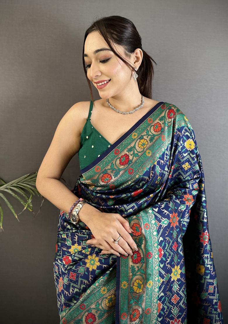 Navy Blue Woven Silk Saree Set - Indya