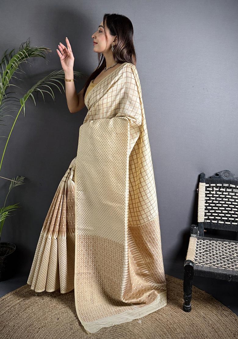 Off White Checked Silk Saree Set - Indya