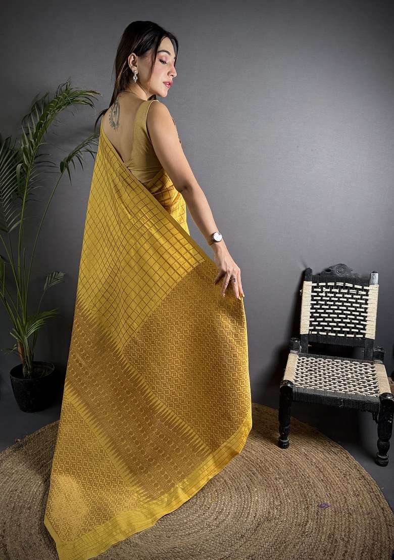 Golden Yellow Checked Silk Blend Saree Set for Diwali | Wedding & Festive Wear - Indya