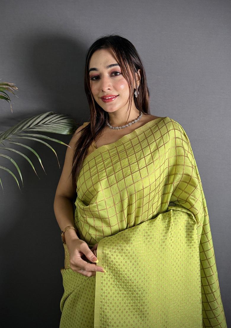 Light Green Checked Silk Saree Set - Indya